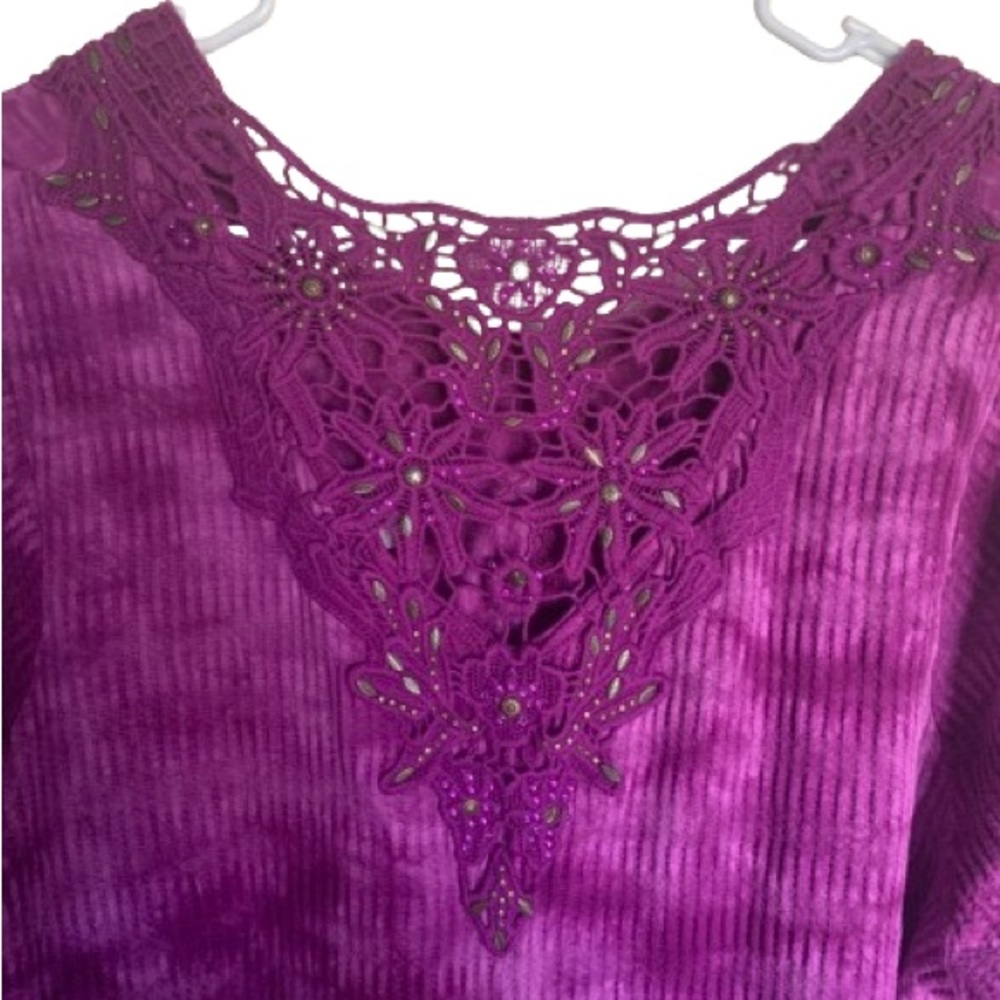 NWOT Tie Dye Top with Woven Back - Picture 3 of 6
